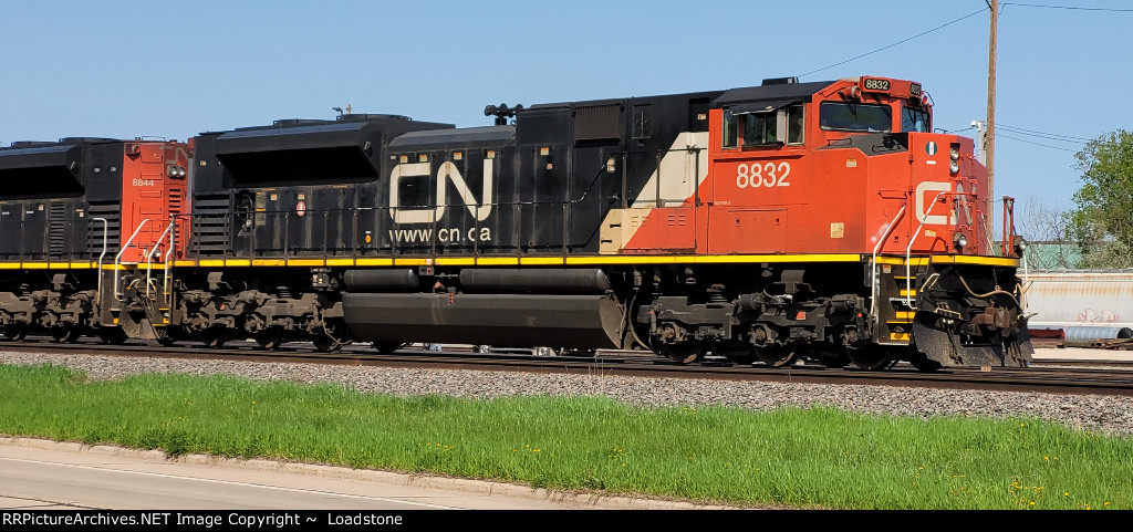 CN 8832